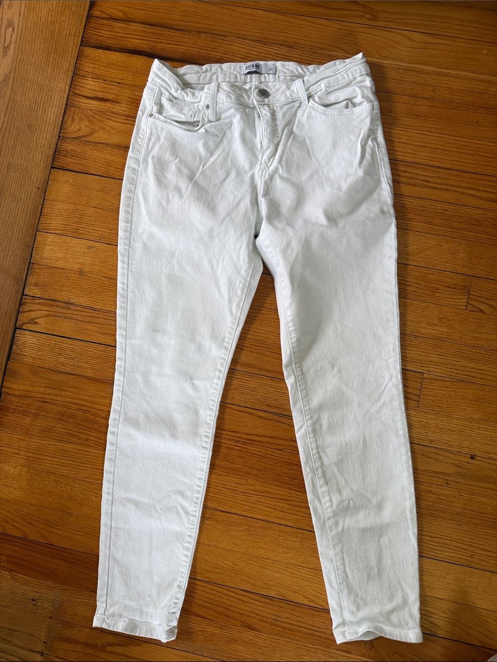 Just Black Women’s White Skinny Jeans